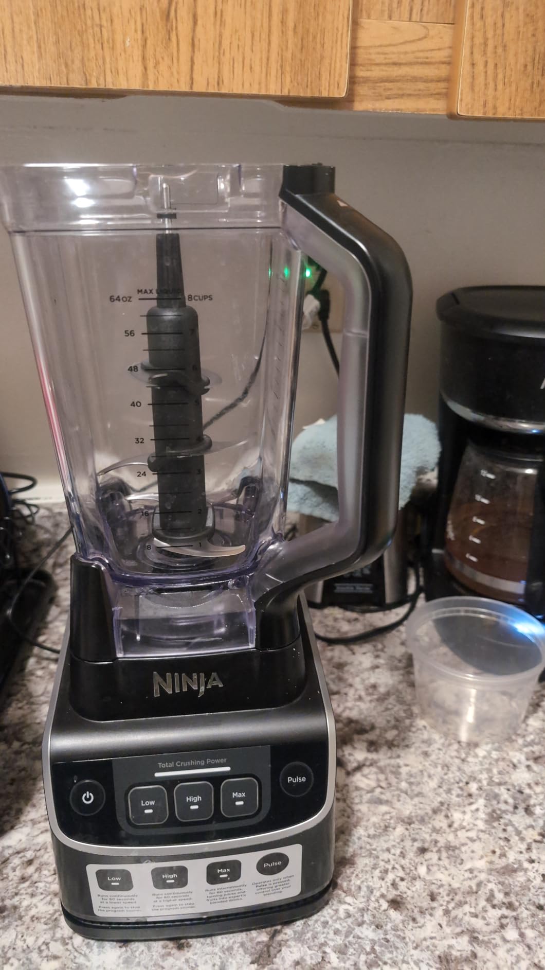 Ninja UltraCrush Professional Blender, 1000W, 72oz Pitcher, 3 Speeds, BP201 customer photo 1