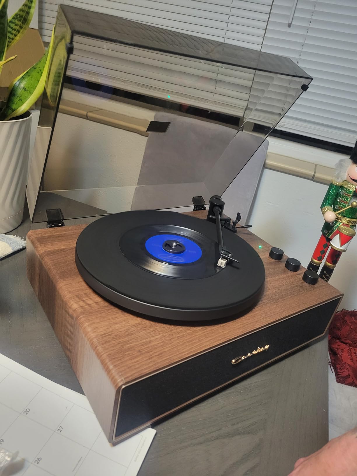 Crosley CR6046A-NASL Stave Record Player, Natural | 2-Speed Turntable, Bass/Treble Control, Carbon Fiber Tonearm, Adjustable Counterweight, ATN3600L Audio-Technica Cartridge customer photo 2