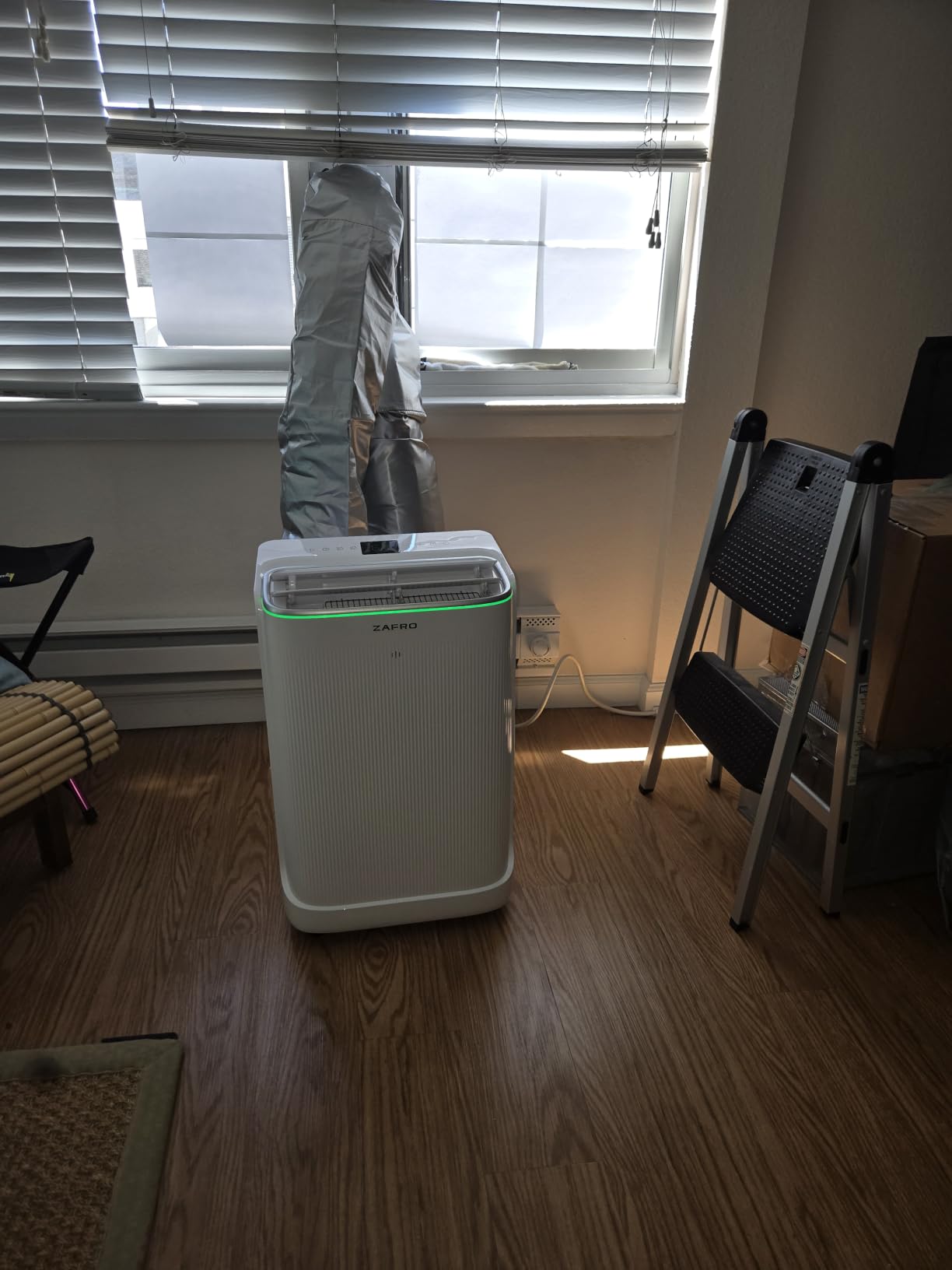ZAFRO Smart Inverter Portable Air Conditioners, 16000 BTU (12000 BTU SACC) | Dual Hose Portable AC Unit with Energy Saving/Ultra Quiet(42dB)/Drainage-free Cooling/APP/Remote for Multi-Scenario Use customer photo 1