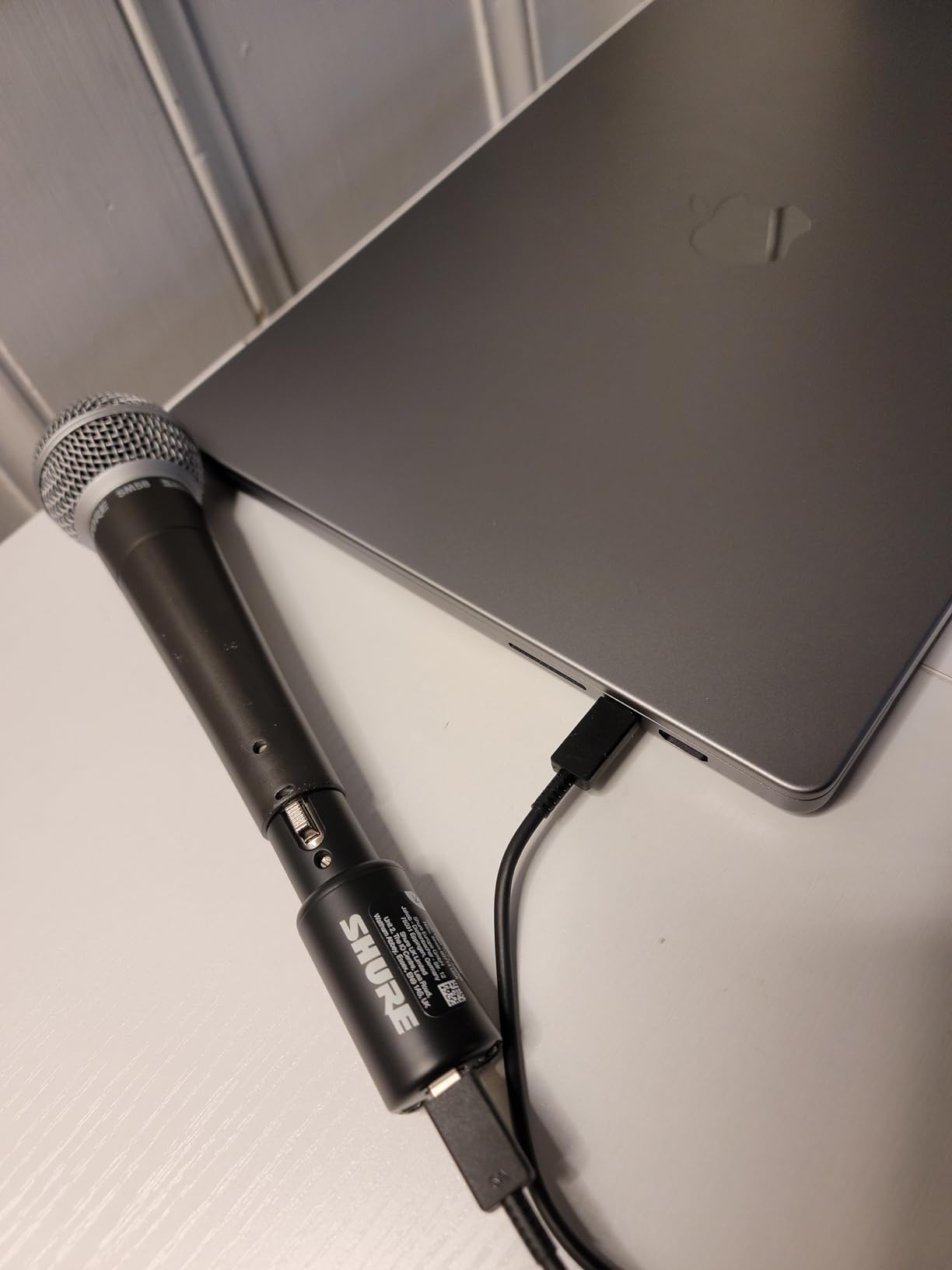 Shure MVX2U Gen 2 XLR-to-USB-C Audio Interface for Any XLR Mic customer photo 2