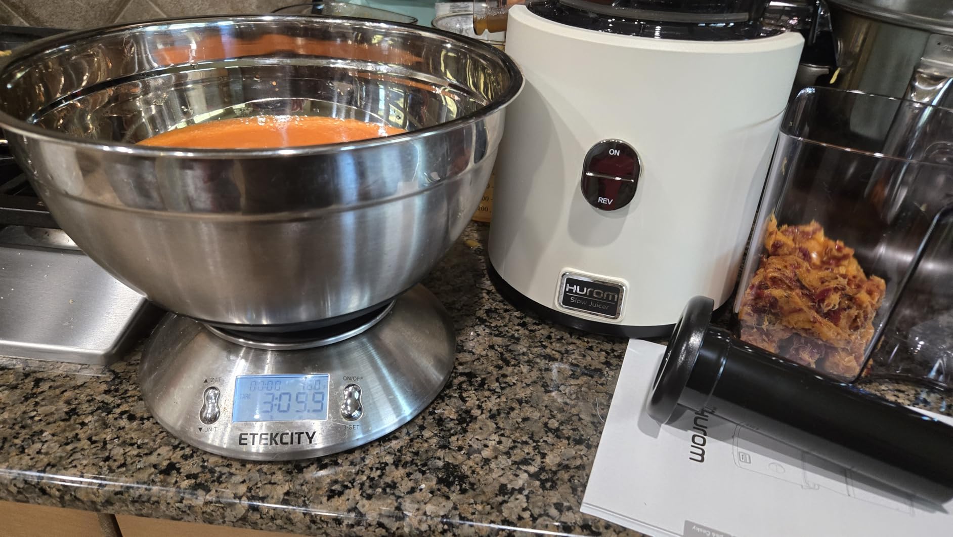 Hurom H330 Cold Press Juicer Machine - Deep Blue - Self-Feeding Masticating Slow Juicer for Whole Fruits & Vegetables, Quiet Motor, BPA-Free, Easy Clean, Eco-Friendly, 15-Year Warranty, Made in Korea customer photo 1