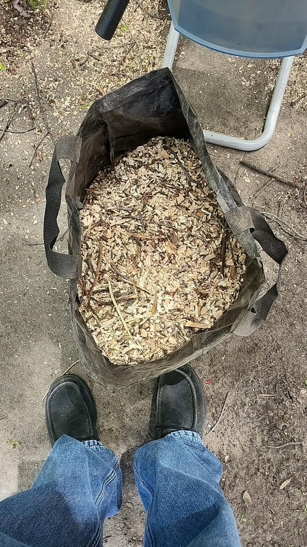 SENIX Wood Chipper, 15-Amp Eletrice Shredder, Cord Mulchers - 22:1 Reduction, 4000RPM, 1.6 Inch Cutting Diameter, with 11-Gallon Collection Bag customer photo 2