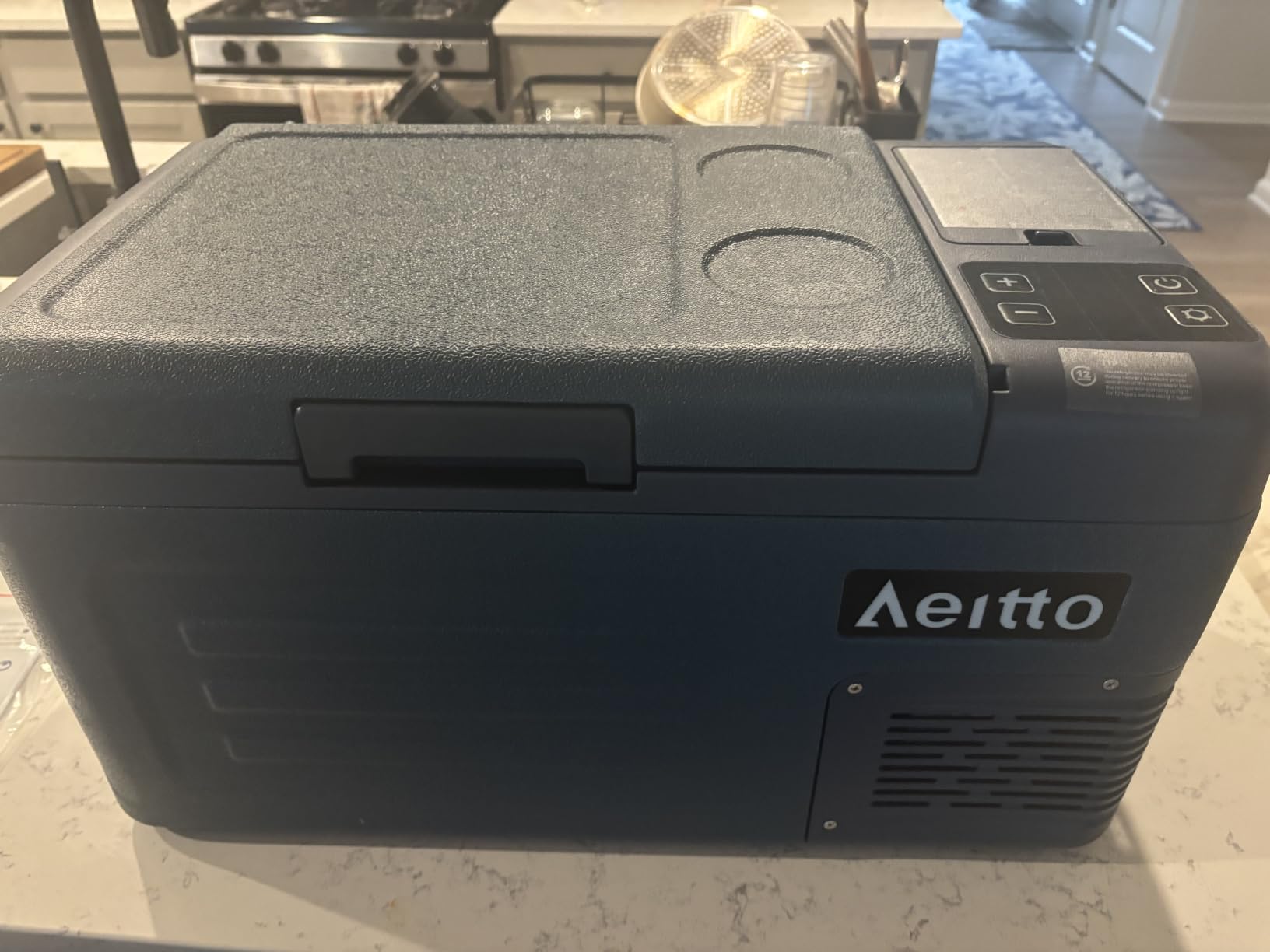 Aeitto 12 Volt Car Refrigerator 20Quart Car Fridge Freezer Electric Cooler Portable Cooler 12V Fridge RV Refrigerator -4℉-68℉ Temp Control 12/24V DC & 100-240V AC for Travel, Camping, RV, Road customer photo 1
