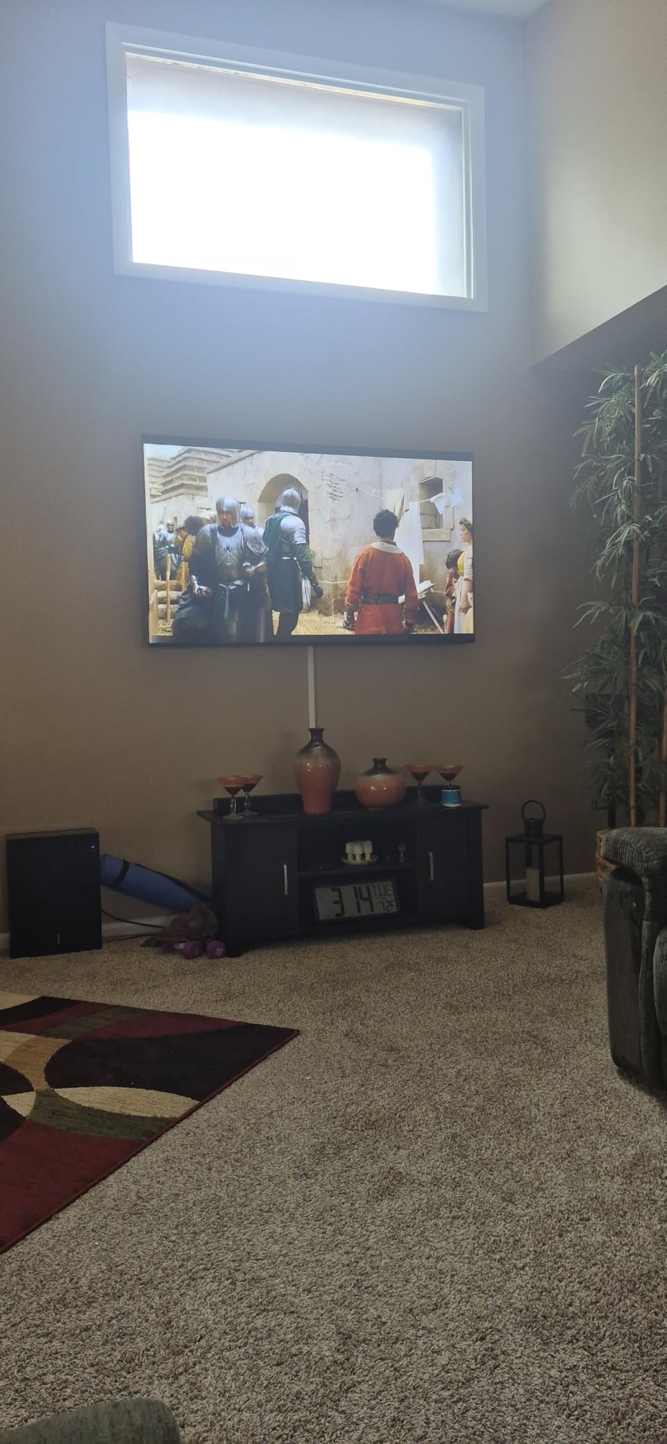 Samsung 43-Inch Class U8000H Series Crystal UHD, 4K, Smart TV, 2026 Model | Samsung Vision AI Companion, Crystal Processor 4K, Motion Xcelerator, Color Booster, 4K Upscaling customer photo 1