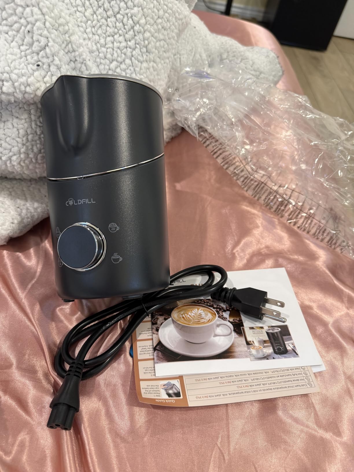 8-in-1 Milk Frother, 21.16oz/600ml Large Capacity Milk Frother and Steamer customer photo 1