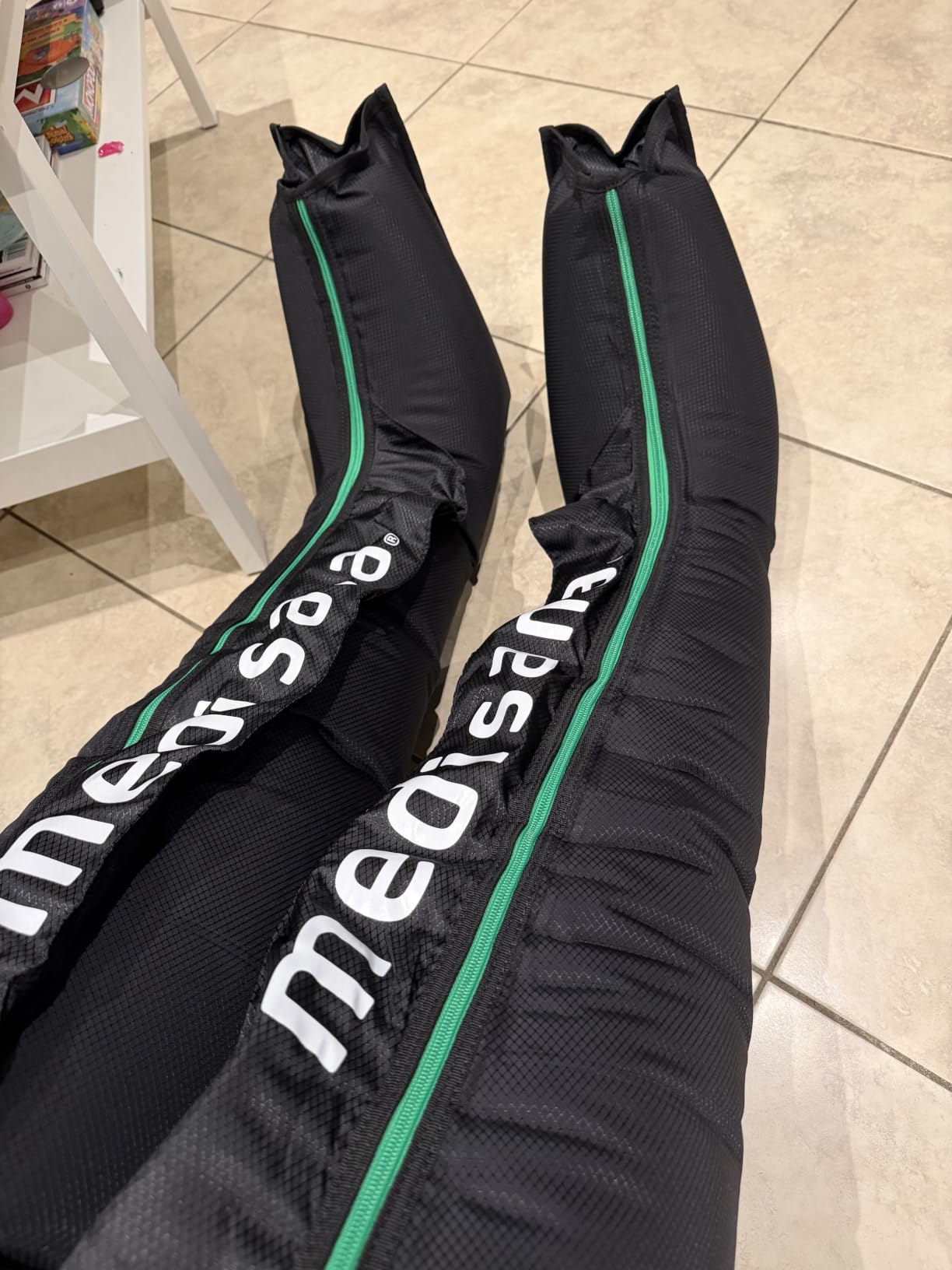 Medisana Leg Compression Massager with Heat, Full Leg & Foot Massager Compression Boots with 6 Modes, 5 Intensity and 3 Heat for Circulation and Pain Relief customer photo 2