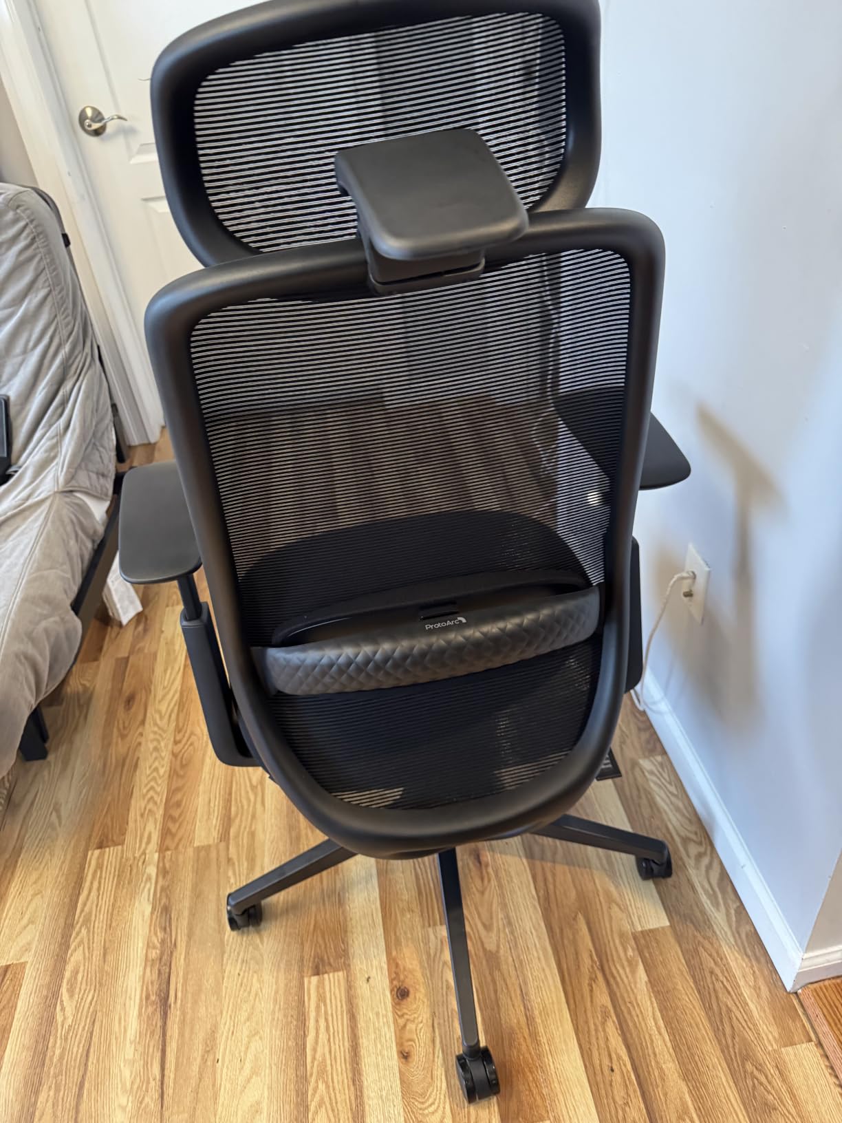 ProtoArc EC200 Ergonomic Office Chair with Adjustable Seat Depth, Grey | Lumbar Support, High-Back, Mesh Desk Chair, Home Office 8+ Long Hours Sitting, For Remote Workers & Programmers customer photo 1