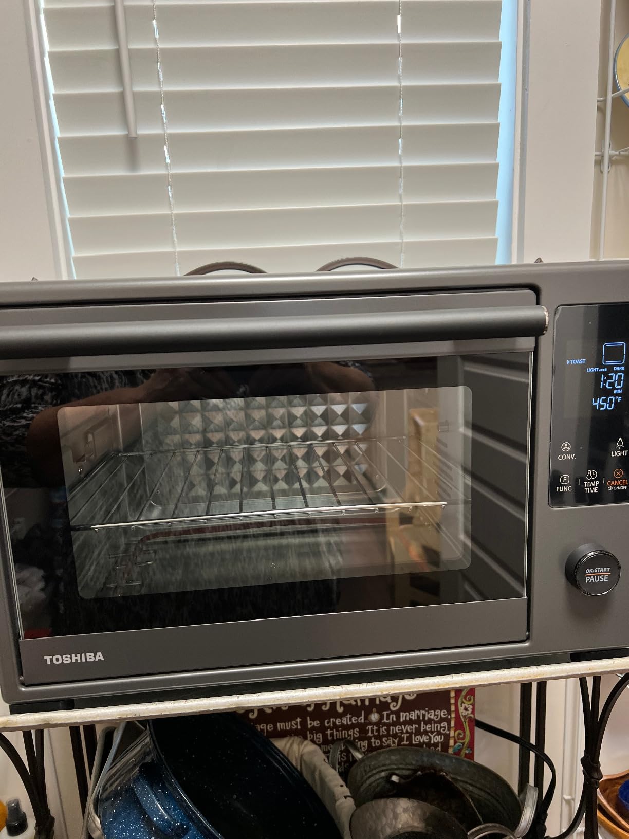 TOSHIBA 10-in-1 Convection Toaster Oven, 6-Slice Countertop Oven, 1500W, Black Stainless Steel customer photo 1