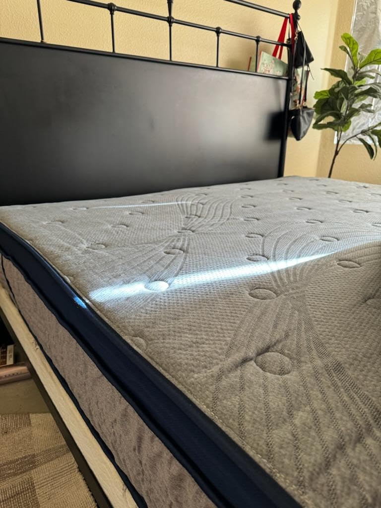 Avenco King Mattress 14 Inch, Luxury Hotel-Level Cooling Hybrid Mattress | Dual NanoGEL Memory Foam with SmartS Coil for Motion Isolation & Extra Back Support, Pressure Relief, CertiPUR-US Certified customer photo 2