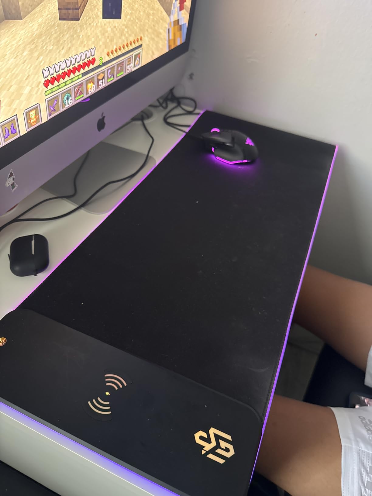TARKARI Mouse Pad Gaming Wireless Charging, 800x300x4mm, Black | Supports wireless charging for smartphones and earbuds, features 10 RGB lighting modes. Dimensions: 31.5