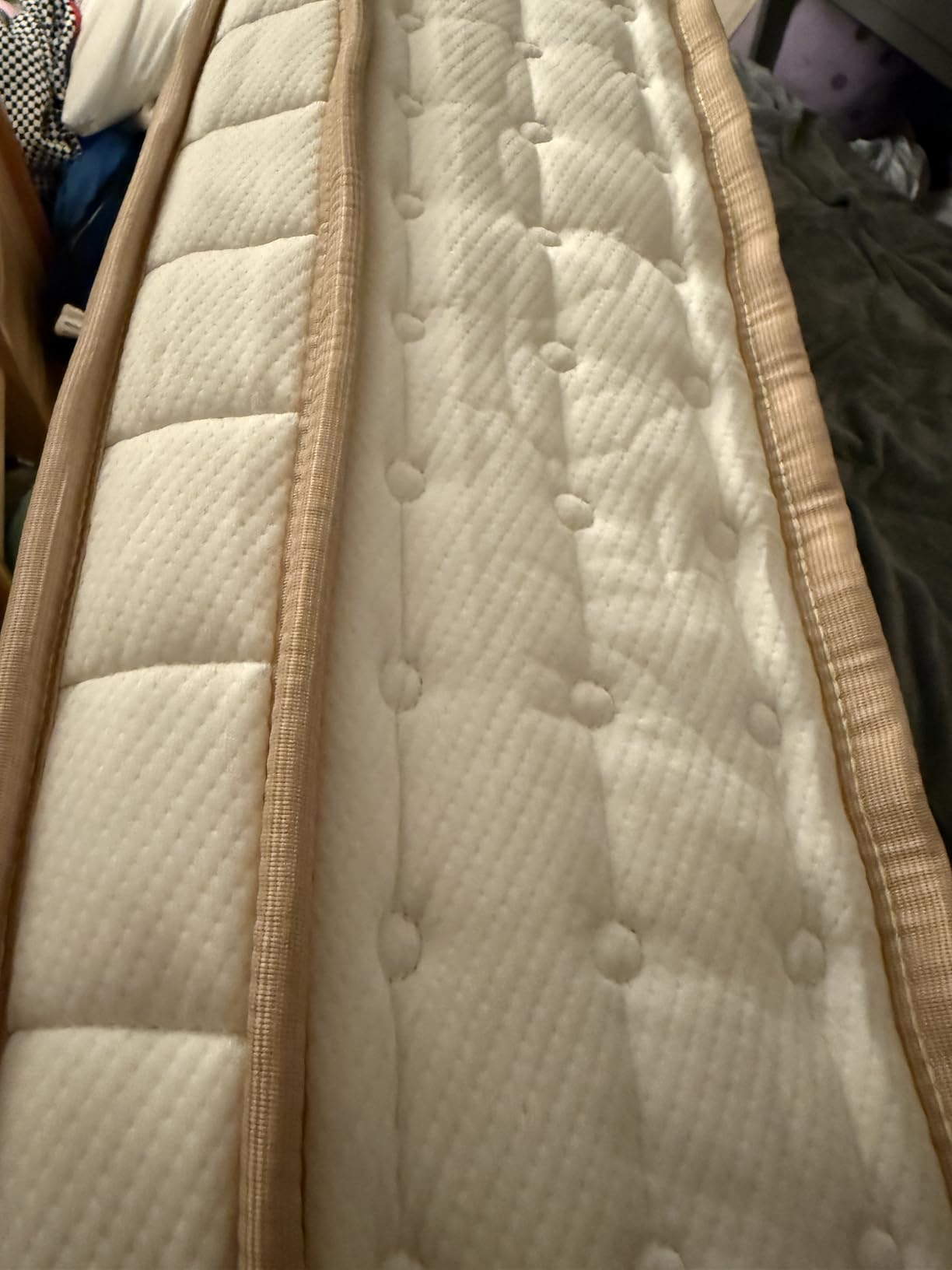 BedStory Firm King Mattress - 14 Inch Hybrid King Size Mattress with Low Motion Transfer and Orthopedic Lumbar Support - CertiPUR-US Certified Non-Toxic Materials customer photo 1