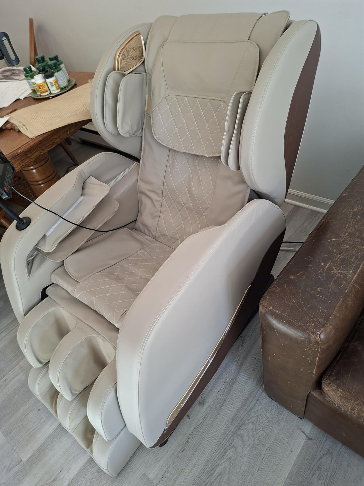 Massage Chair Full Body, 14 Fixed Rollers, Zero Gravity Recliner customer photo 2