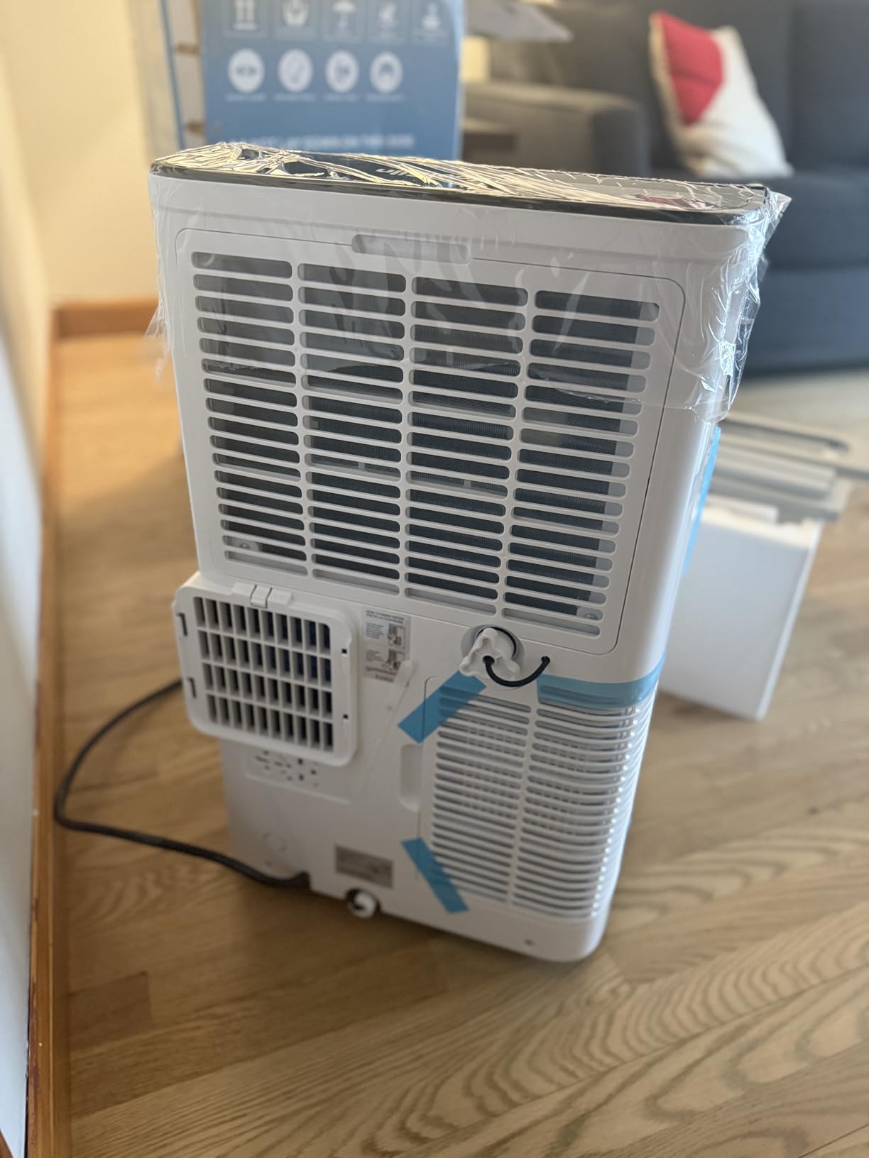 14,000 BTU Portable Air Conditioner with WiFi & Remote Control, Cools Up to 700 Sq.Ft, Auto-Evaporation Low Noise Portable AC Unit for Large Room, Office, Garage, White customer photo 2