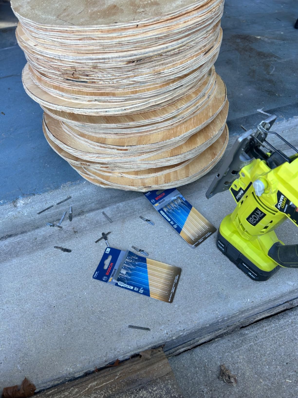 Bosch T101AO 5 pc. 3-1/4 in. 20 TPI Clean for Wood T-Shank Jig Saw Blades customer photo 1