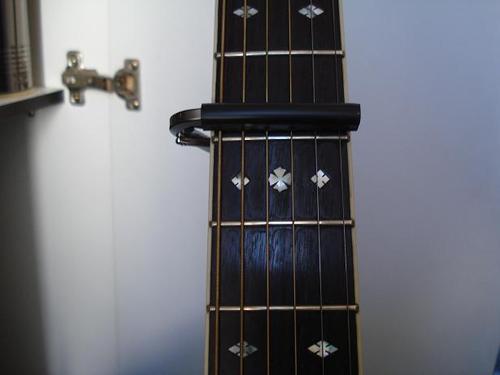 Shubb S1 Stainless Steel Guitar Capo for Steel String Guitars customer photo 2