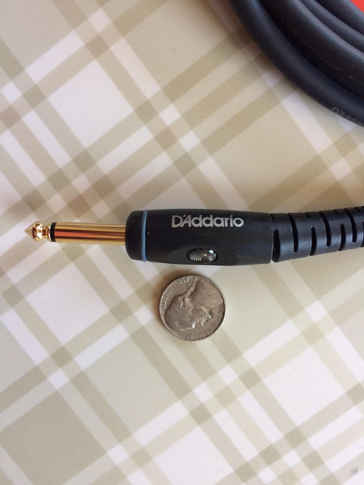 D'Addario Accessories Custom Series Guitar Cables - Instrument Cable with 1/4 Inch Ends, High Performance Guitar Cord, For Guitars, Bass, Keyboards, Mono, Straight End, 10 feet customer photo 2