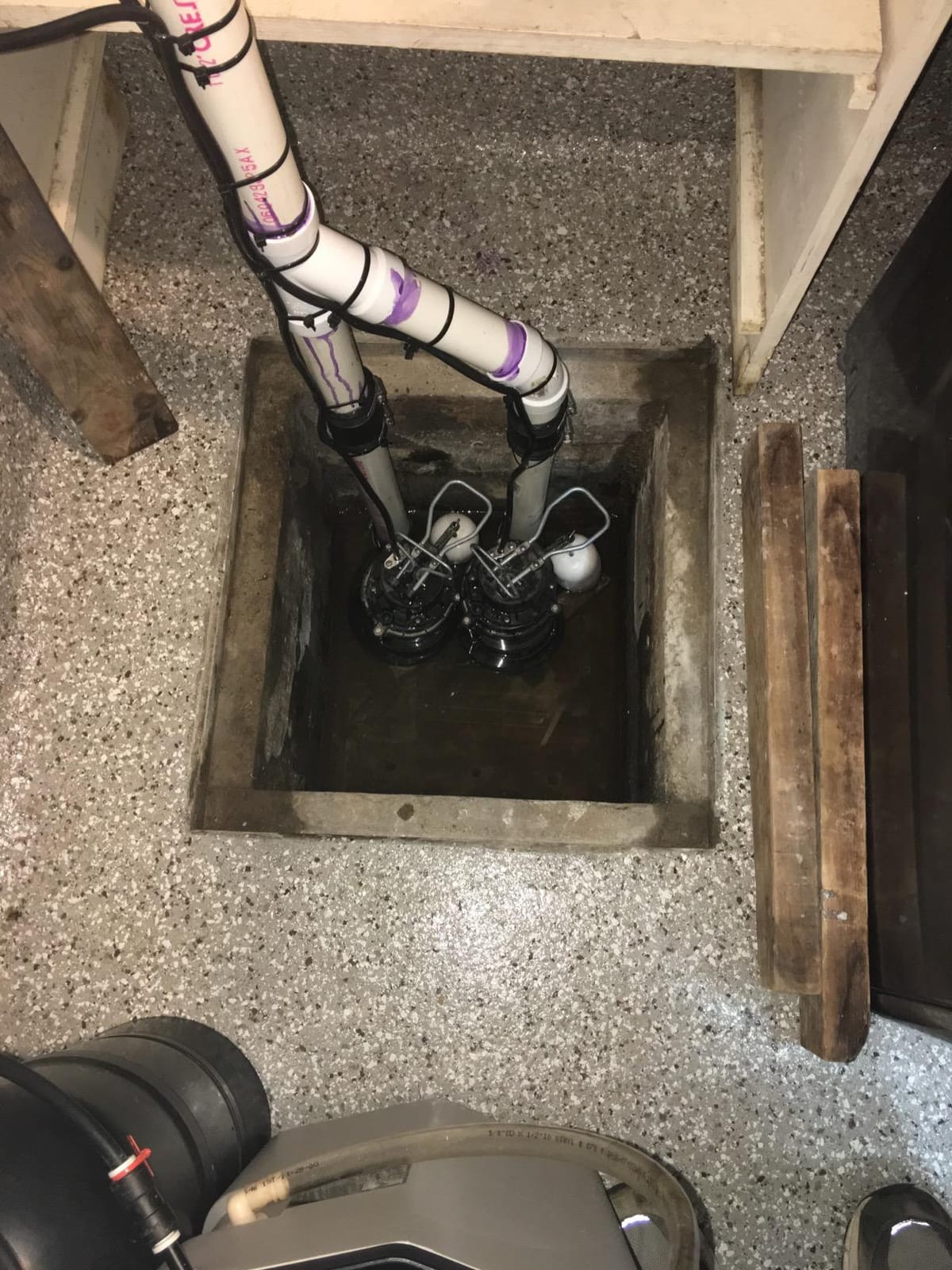 WAYNE CDU800 1/2 HP Submersible Sump Pump – Cast Iron & Stainless Steel, Vertical Float Switch, 5100 GPH, 3-Year Warranty customer photo 1