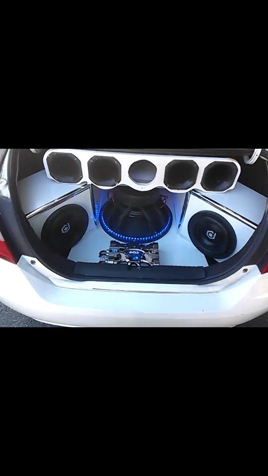 Clarion Mobile Electronics Mcd360 3 Way 6 Channel Electronic Crossover with Subwoofer Control customer photo 1