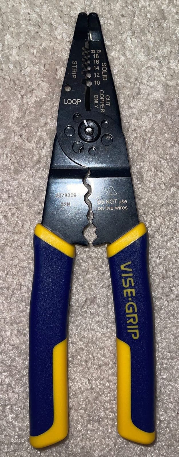 IRWIN Vise-Grip Wire Stripper, 8 Inch, Cuts 10-22 AWG, Plier Style Nose, ProTouch for Comfort, Blue (2078309) customer photo 1