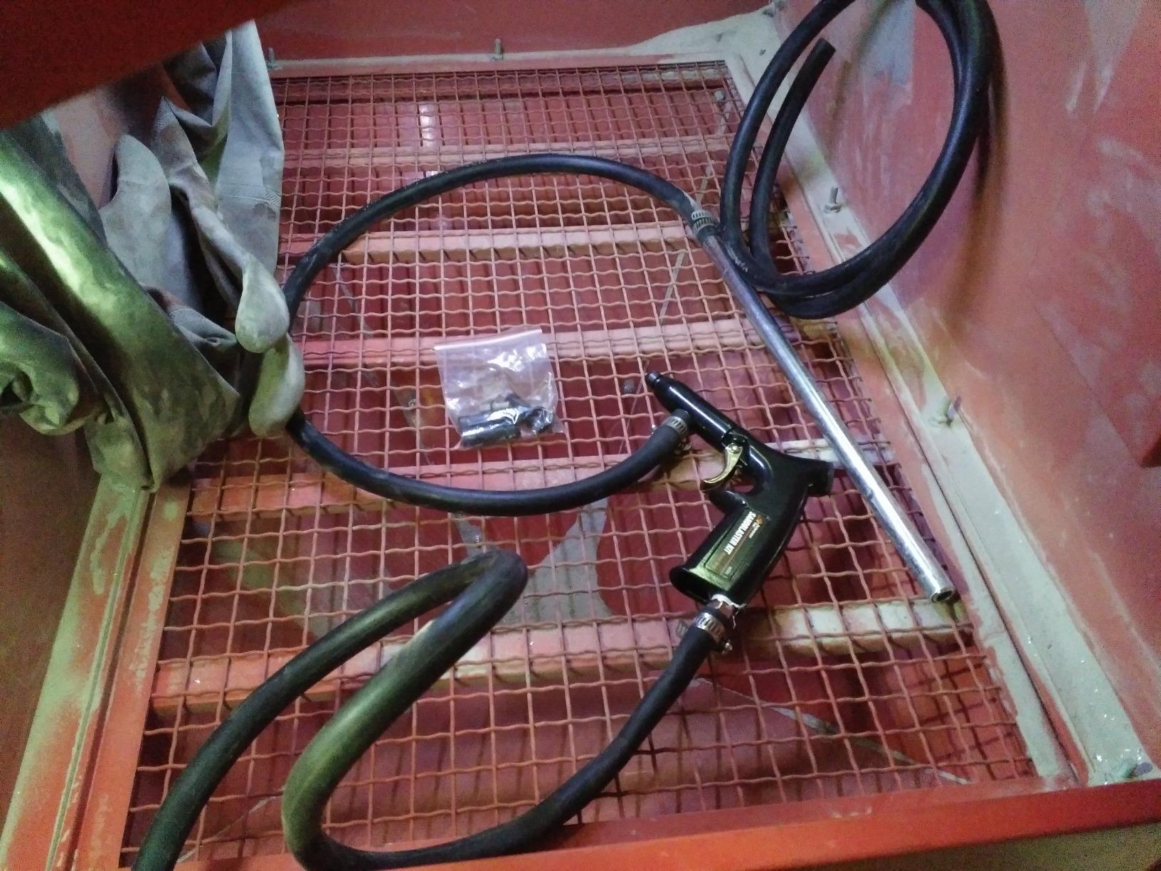 Performance Tool M570C Heavy Duty Sandblaster Kit with Ceramic Tips customer photo 1
