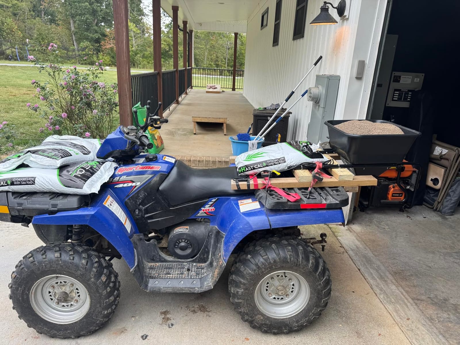 Buyers Products ATVS100 100 lb ATV Rear Rack Mount Broadcast Spreader customer photo 2