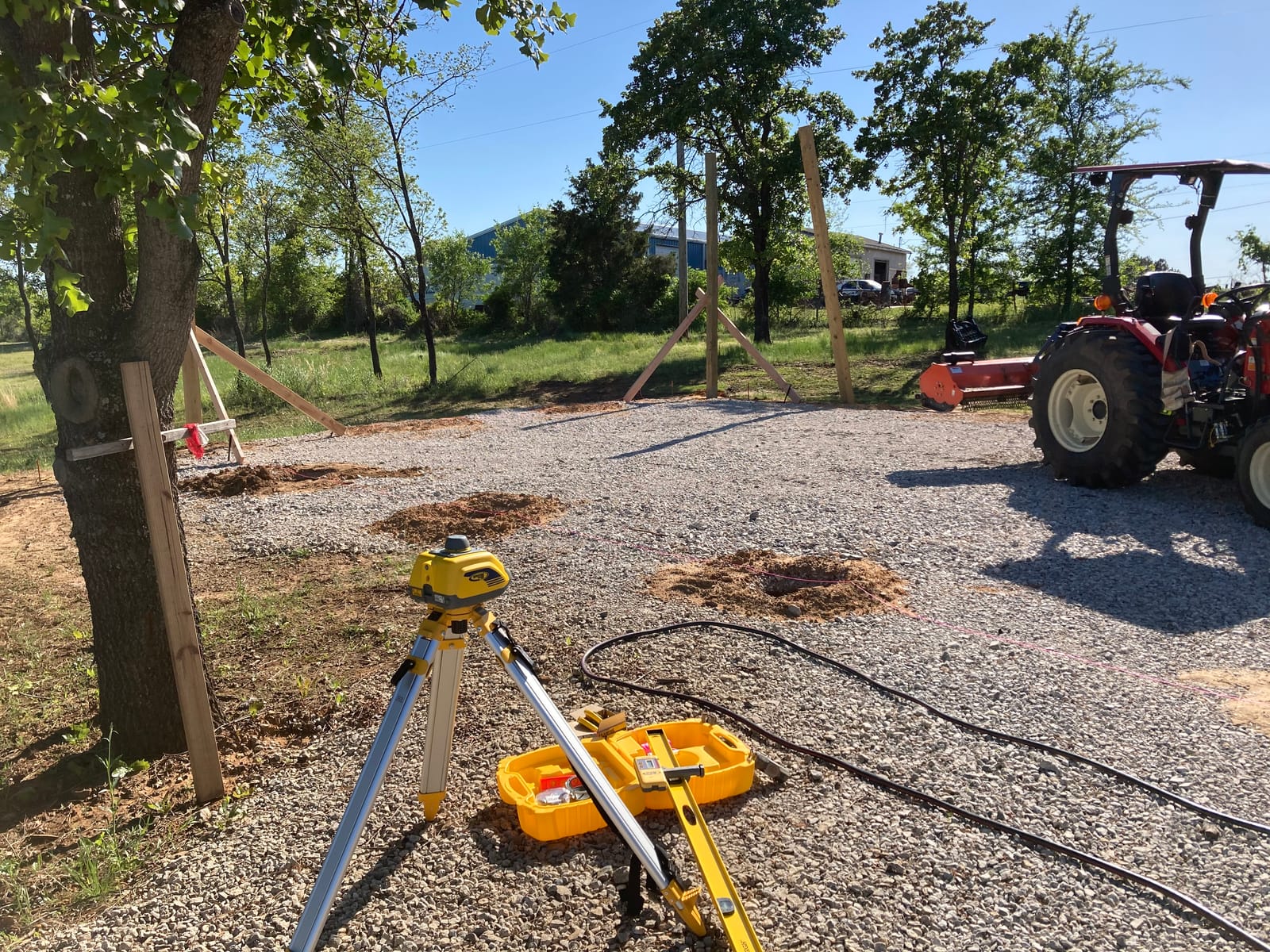 Spectra Precision LL100N Laser Level, Self-Leveling laser with HR320 Receiver customer photo 1
