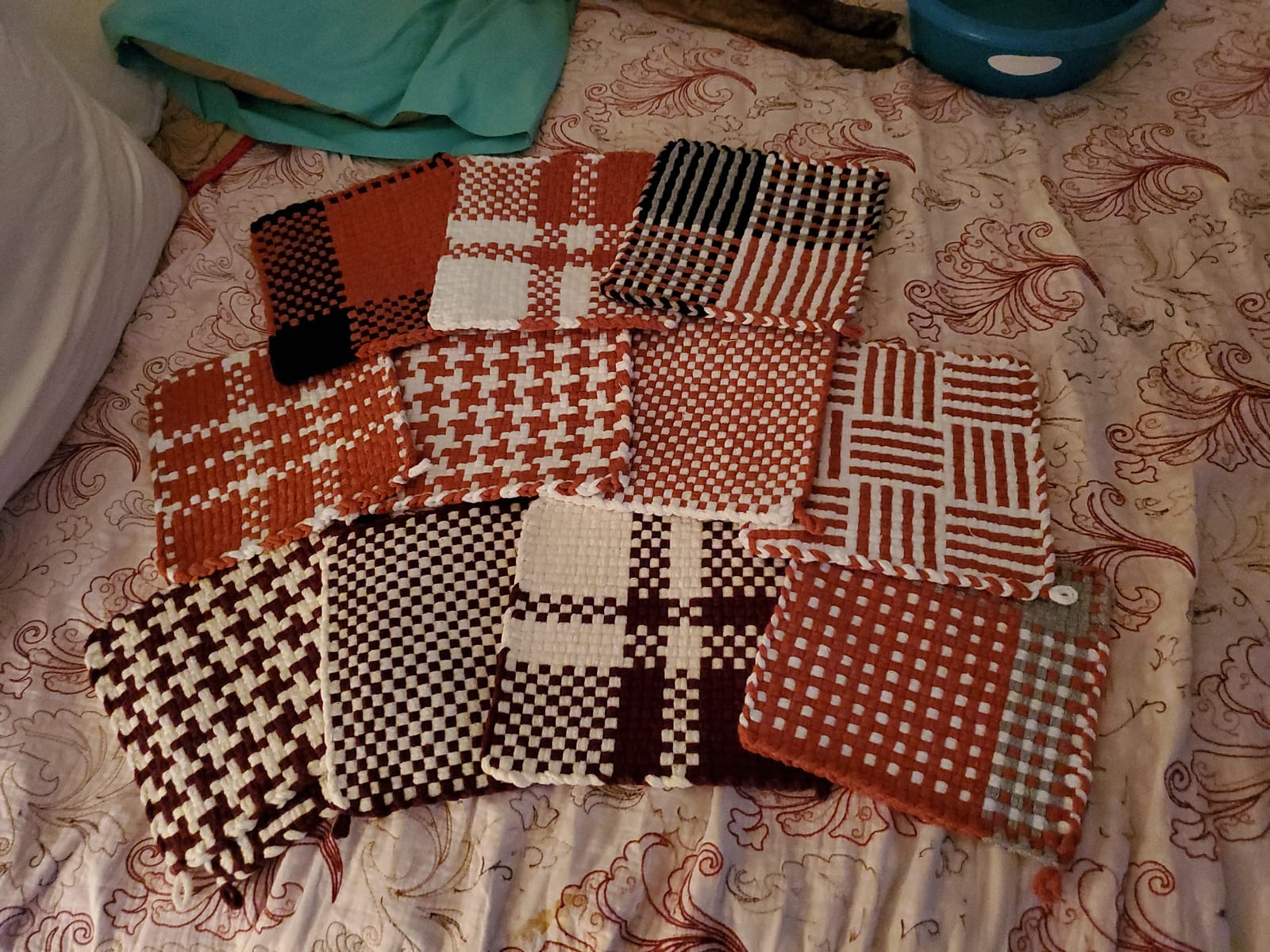Harrisville Designs Friendly Loom Potholder Pro Weaving Kit | 10”x10” Sturdy Metal Loom and Quality Cotton Weaving Loops | Complete Kit to Weave 2 Large, Durable Potholders | Made in the USA customer photo 2