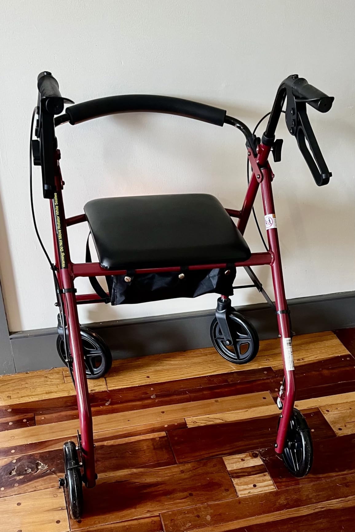Drive Medical Aluminum Rollator Fold Up and Removable Back Support, Padded Seat with 7.5-Inch Casters, Red customer photo 1