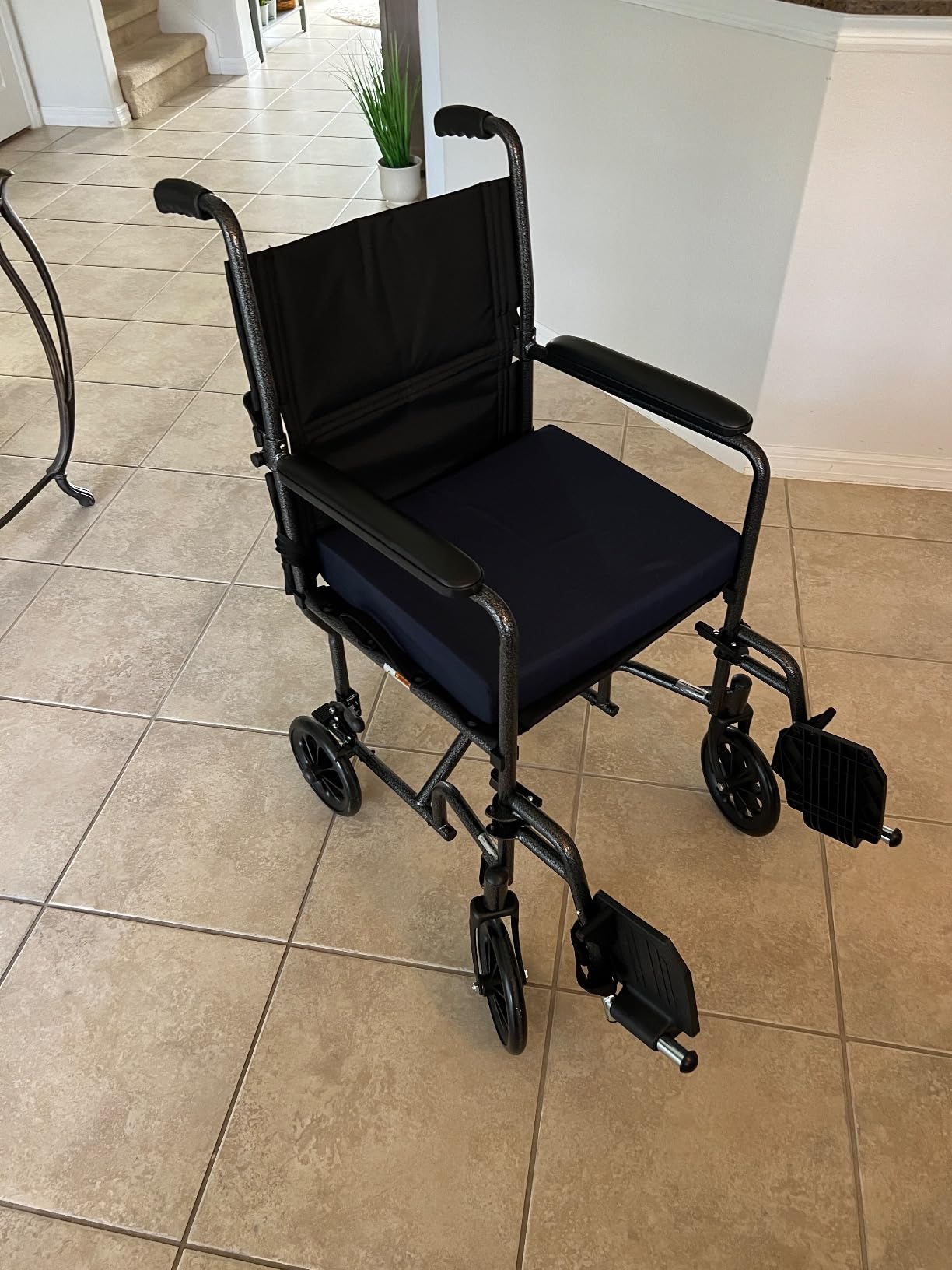 Drive Medical Folding Transport Wheelchair, Swing-Away Footrest, Silver customer photo 2