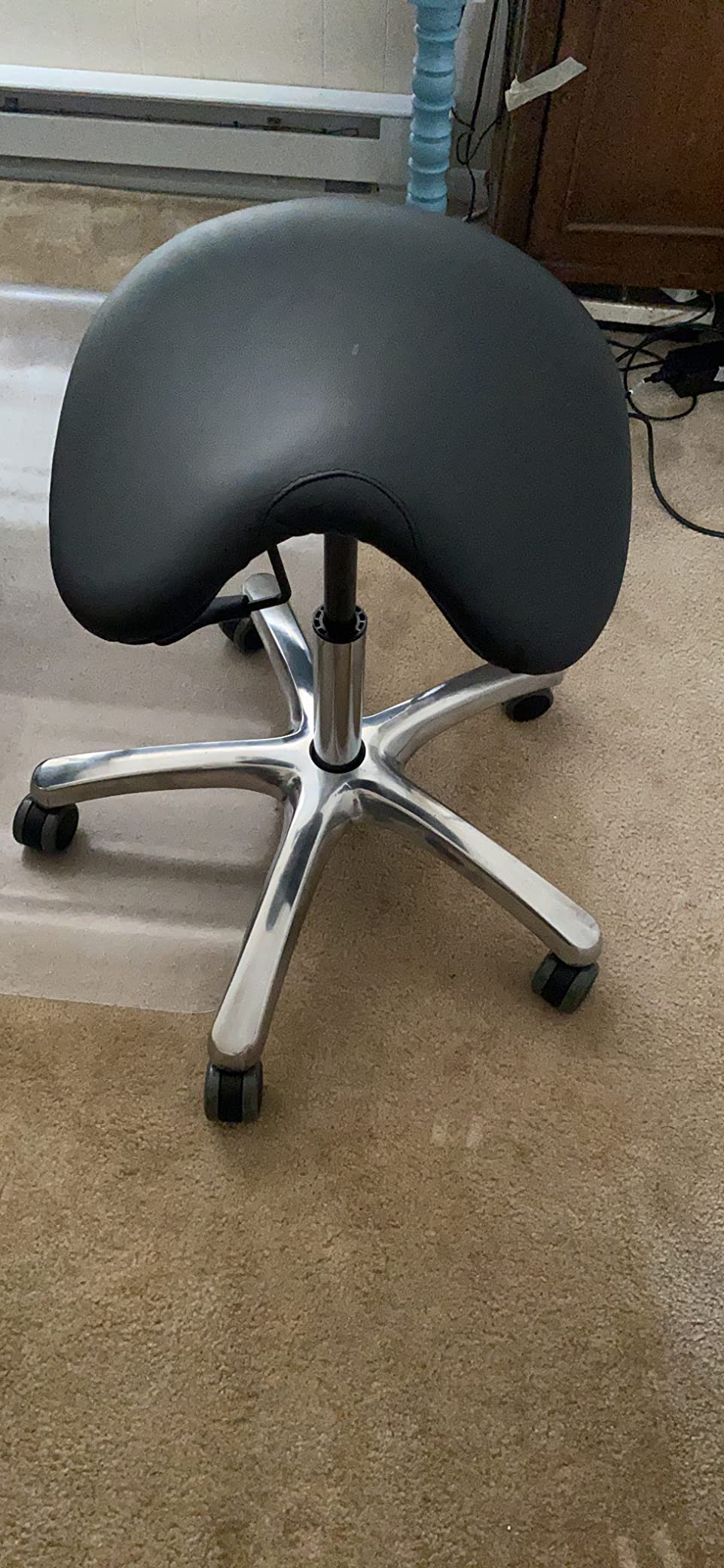 BetterPosture Saddle Chair - Multifunctional Ergonomic Back Posture Stool with Tilting Seat - Reduce Pressure on Lower Back and Improve Posture While Sitting customer photo 2