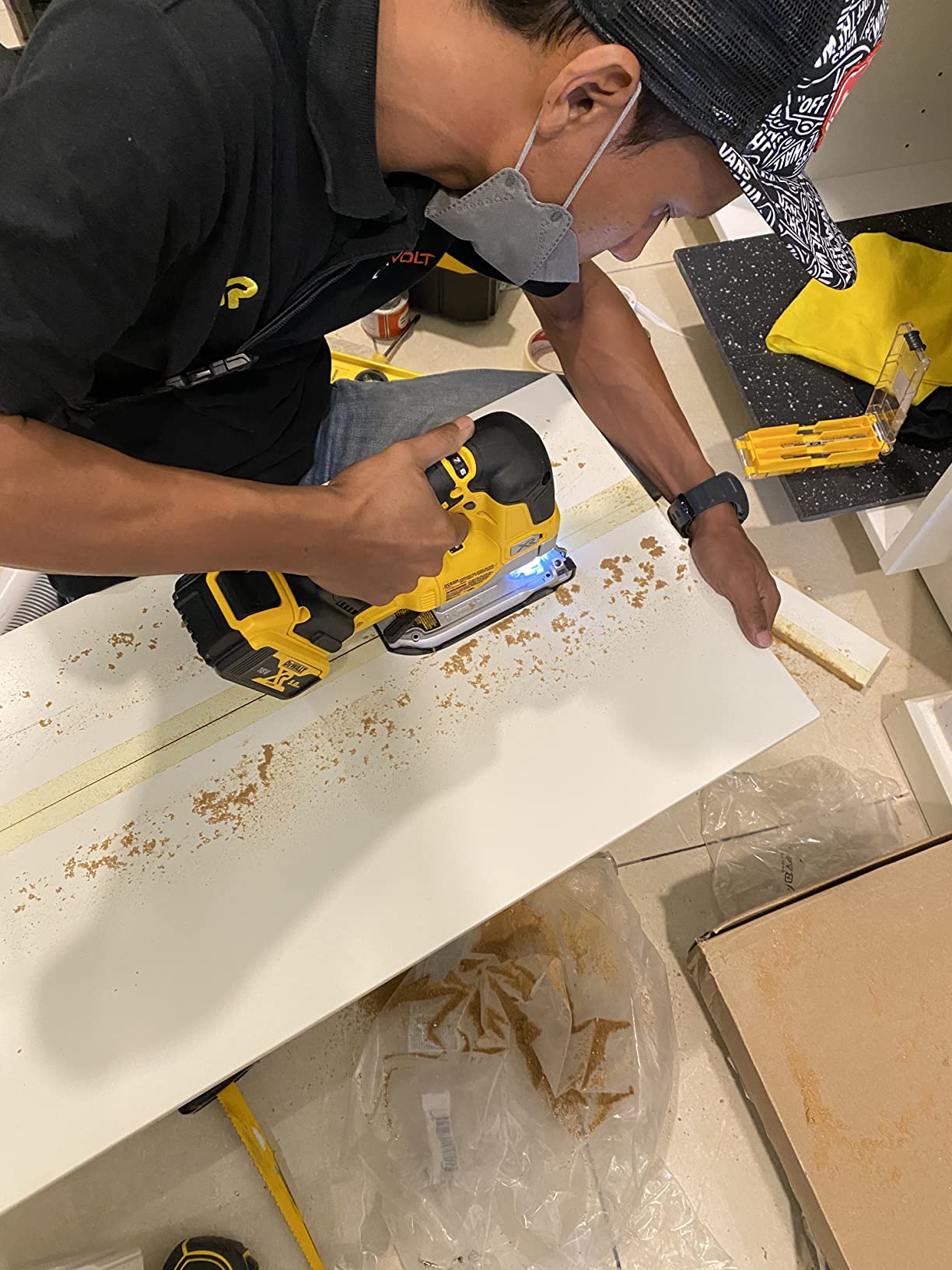 DEWALT Jigsaw Blades Set with Case, T-Shank, 10-Piece (DW3741C) customer photo 2