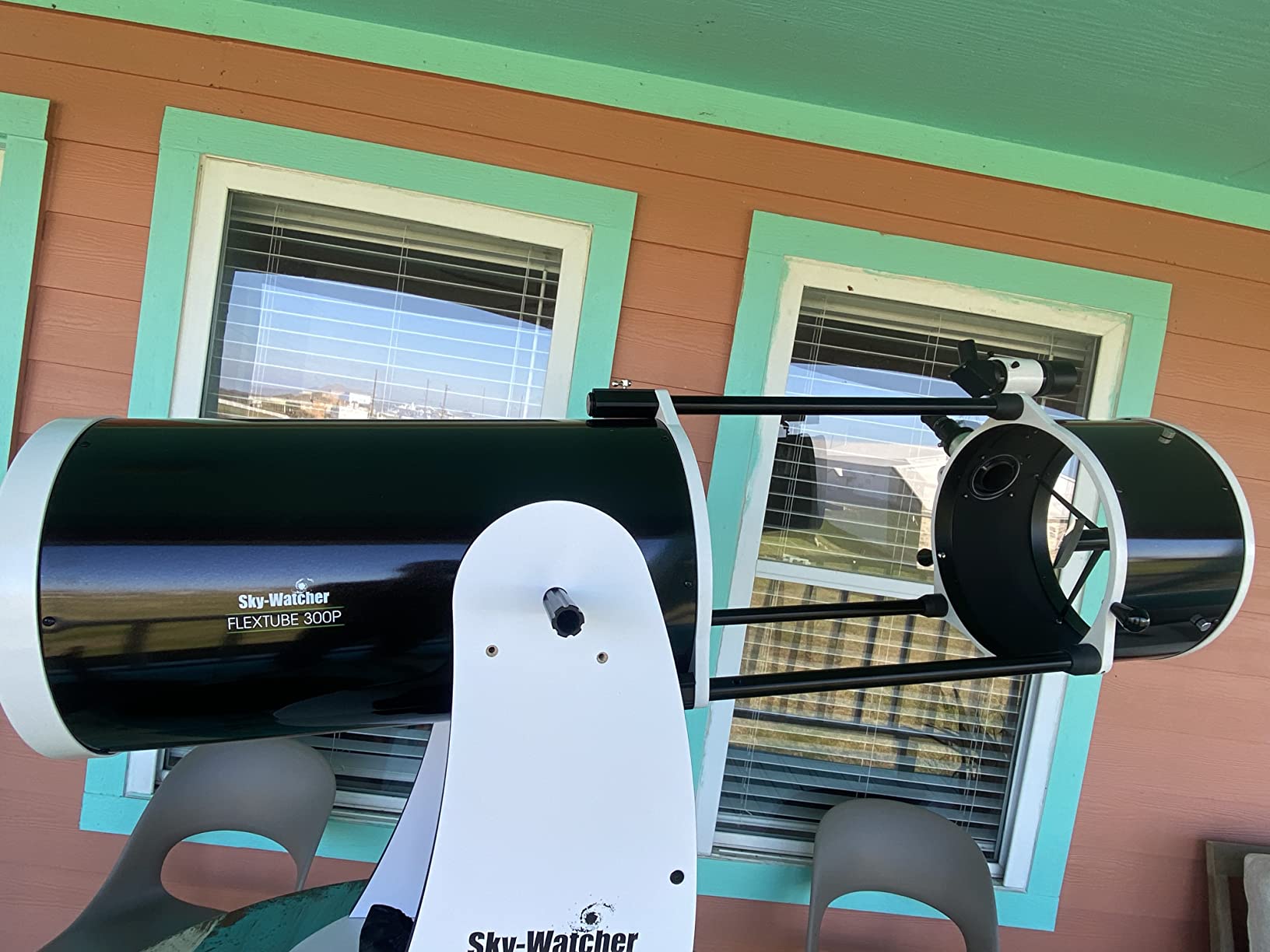 Sky Watcher Sky-Watcher Flextube 300 Dobsonian 12-inch Collapsible Large Aperture Telescope - Portable, Easy to Use, Perfect for Beginners, White/Black (S11740) customer photo 1