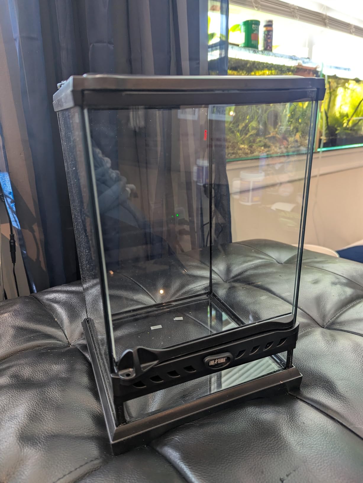 Exo Terra Glass Terrarium Kit, for Reptiles and Amphibians, Nano, 8 x 8 x 8 inches, PT2599A1 customer photo 2