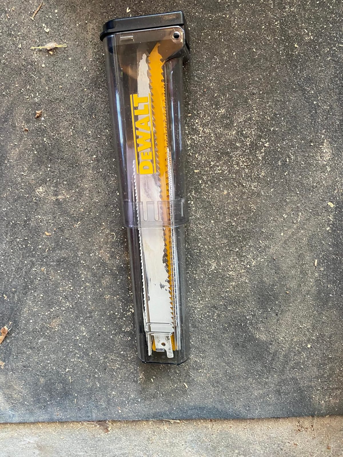 DEWALT Reciprocating Saw Blades, 10 Piece Bi-Metal Combination Set with Case, Various Sizes 6 In to 9 In, Longer Life (DW4898) customer photo 1
