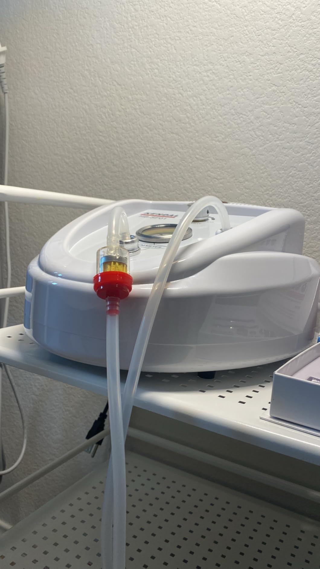 Kendal Professional Diamond Microdermabrasion Machine, Dermabrasion Facial Skin Care Equipment, Also Good for Home Use AC 110V HB-SF01 customer photo 1