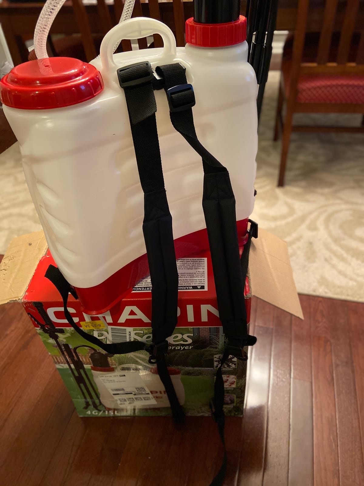 CHAPIN 61500 4-Gallon Backpack Sprayer for Lawn, Garden & Weed Control | Padded straps and cushion-grip shut-off customer photo 2
