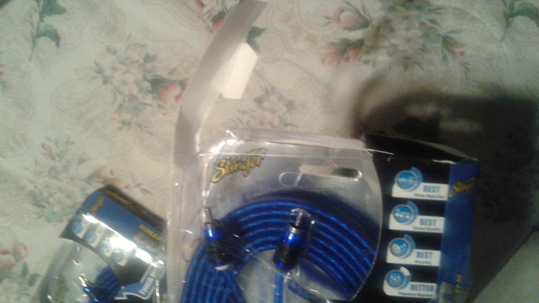 Stinger 17 Feet 2-Channel Hyper-Flex RCA Interconnect, Shielded Directional to Protect Against Interference, Stereo Interconnects, OFC Copper Audio Cable, SI6217 customer photo 2