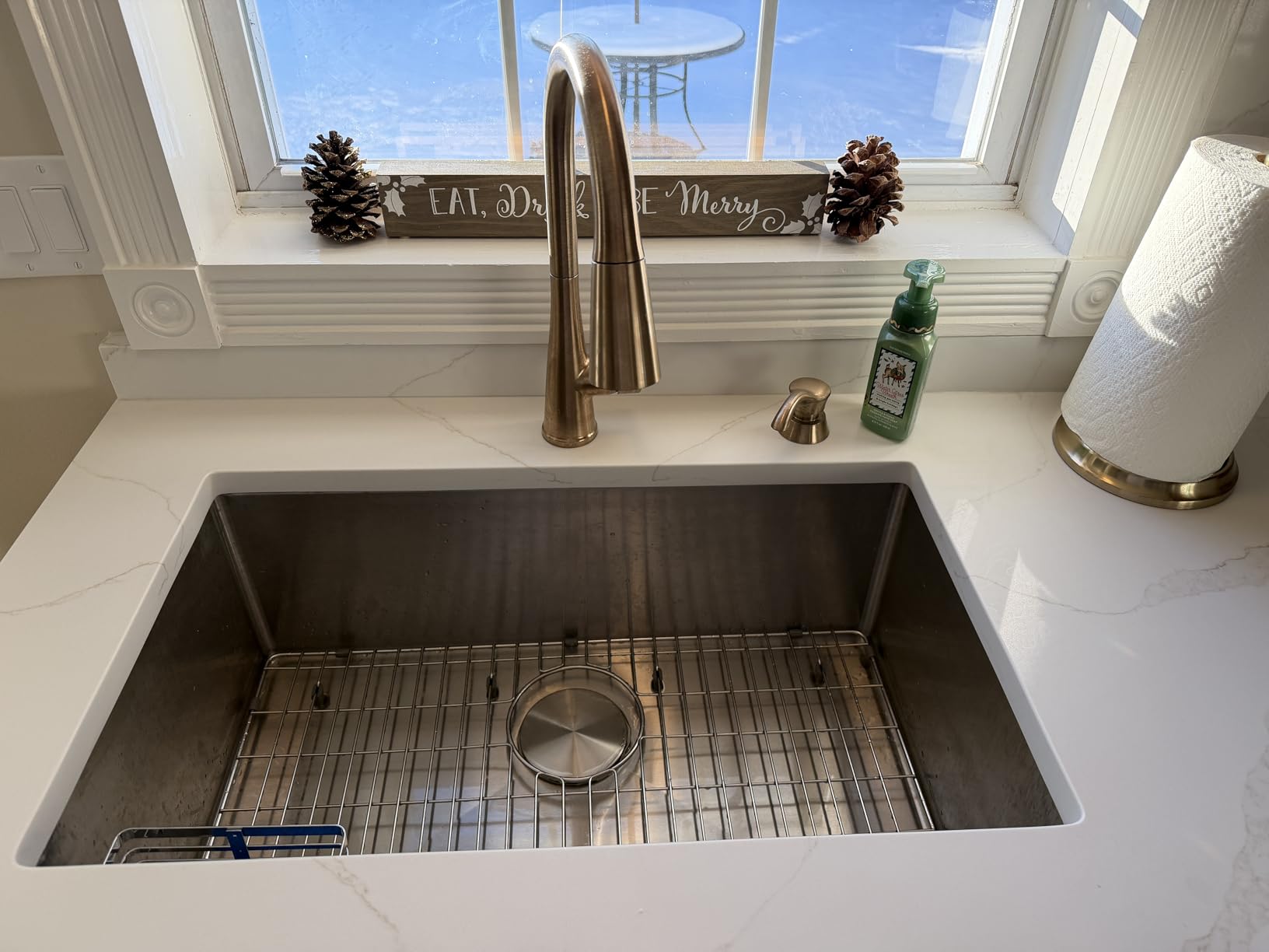 Ruvati 30-in 16-Gauge Rounded-Corner Undermount Kitchen Sink - RVH7300 customer photo 2