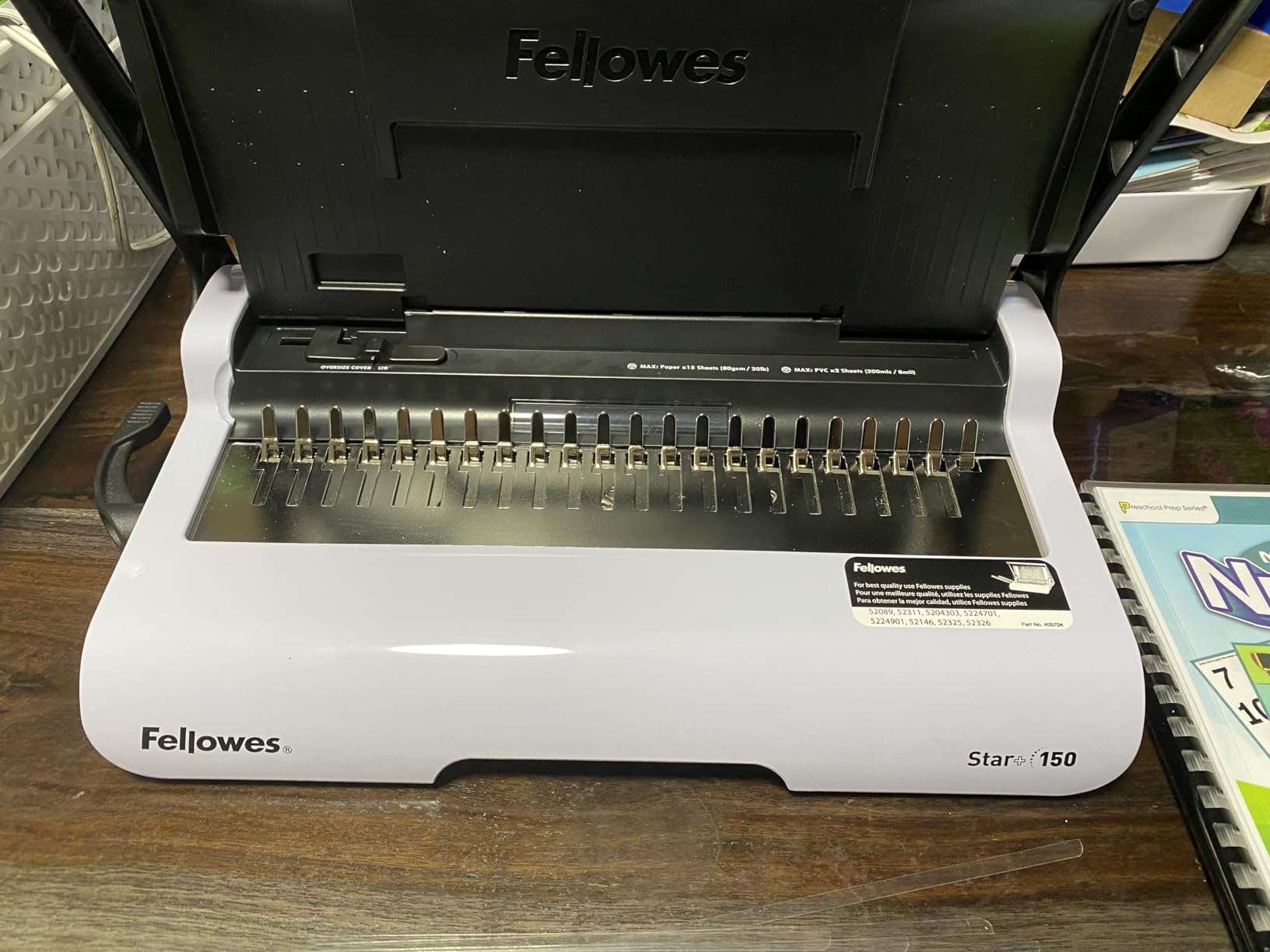 Fellowes Star+ Comb Binding Machine, Classroom Must-Haves Manual Binder, 15-Sheet Punch Capacity, Perfect for School Supplies & Classrooms (5006501) customer photo 2