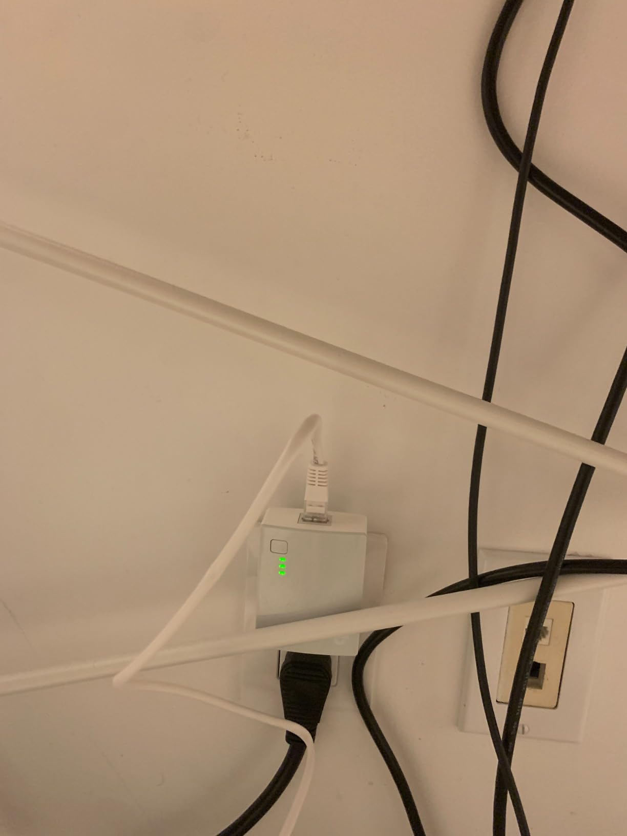 TP-Link AV600 Powerline Ethernet Adapter Kit with Gigabit Port | Plug Pair &Play, Power Saving, Nano Sized Powerline Network Adapter (TL-PA4010 KIT) customer photo 1
