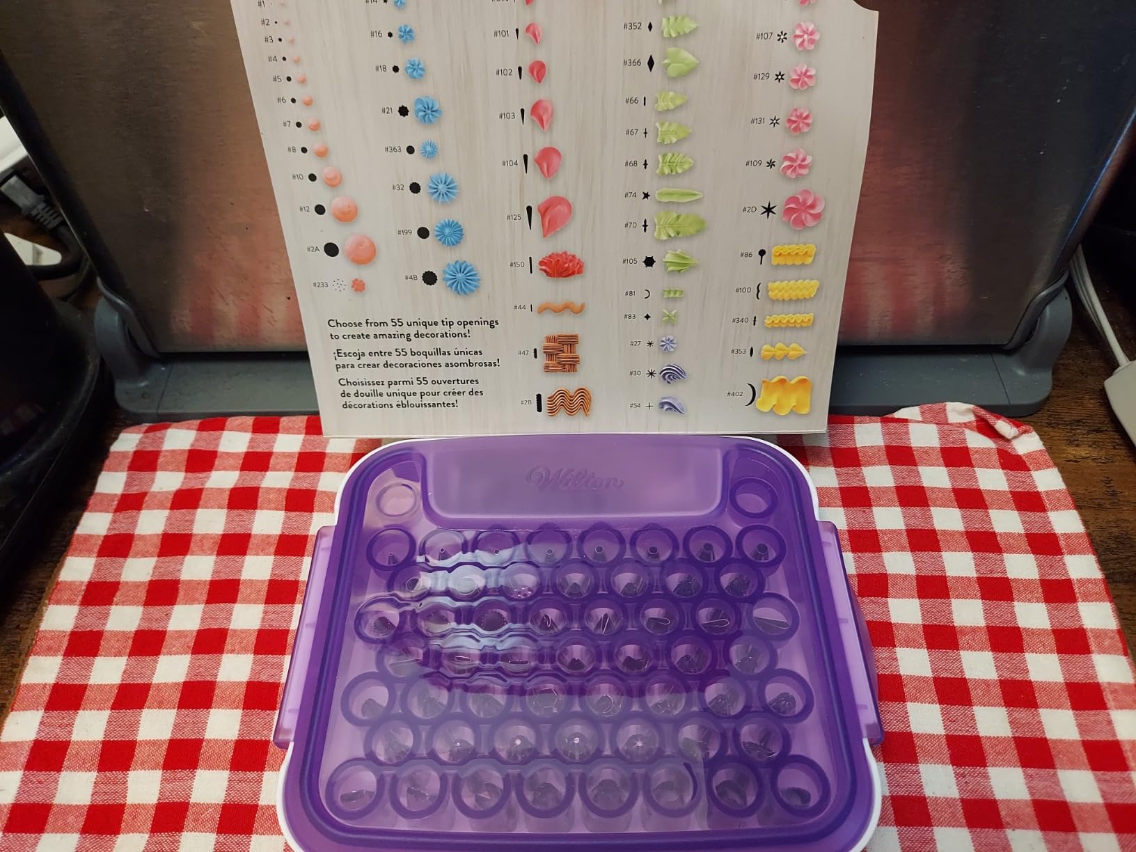 Wilton Master Cake Decorating Piping Tips Set, 55-Piece with Case customer photo 1