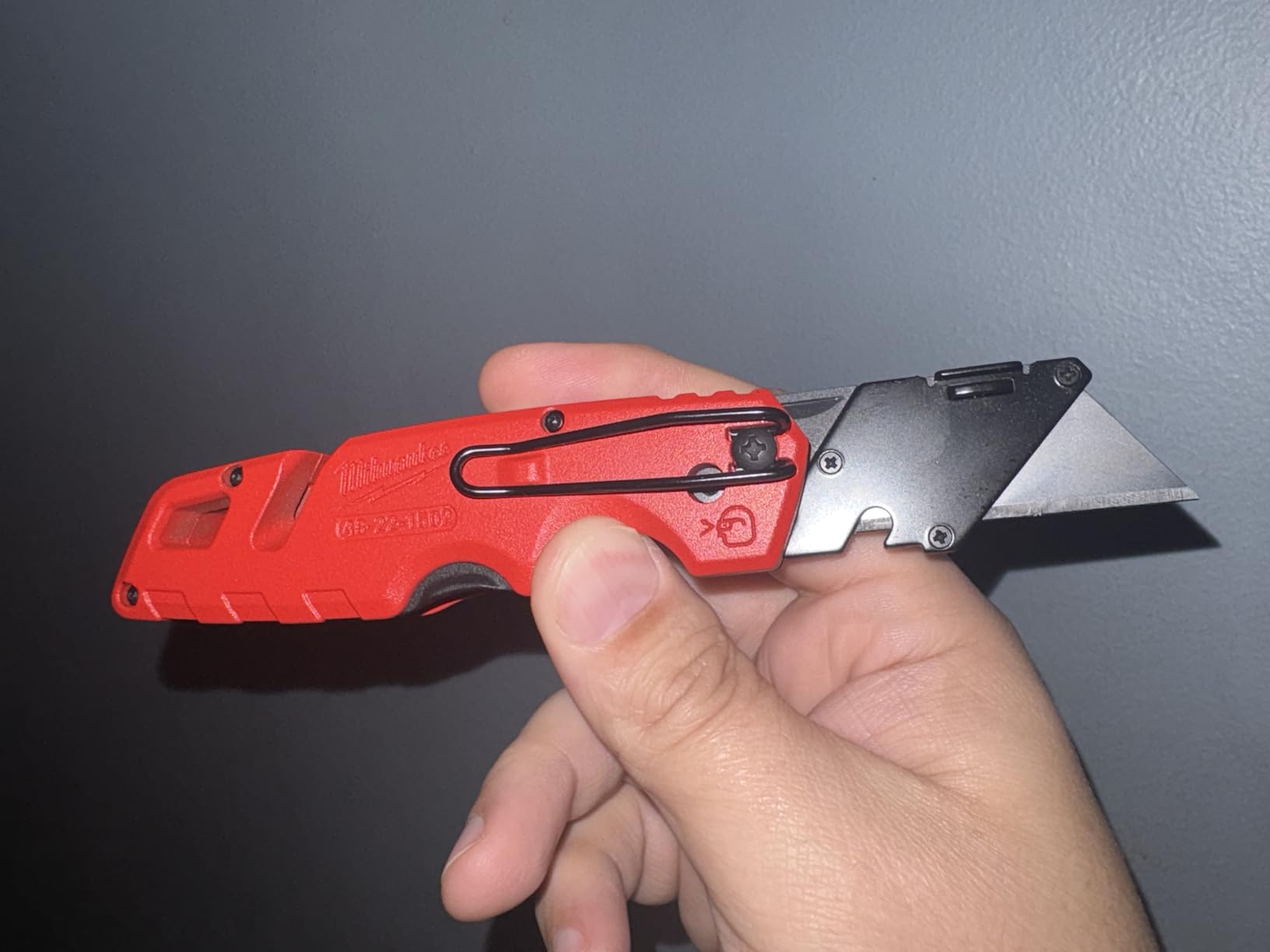 Milwaukee 48-22-1502 Fastback Knife with Storage customer photo 2