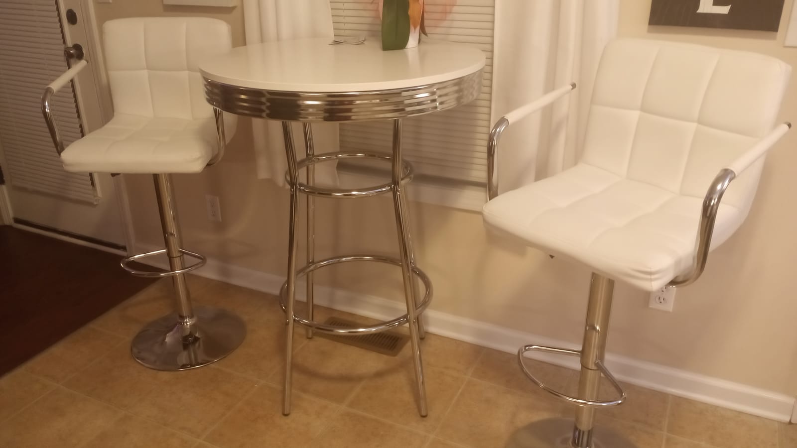 Coaster Home Furnishings Retro 1950s Soda Fountain Diner Pub Height Game Room Bar Table Black Laminate Top Sturdy Steel Chrome Base 2405 customer photo 2