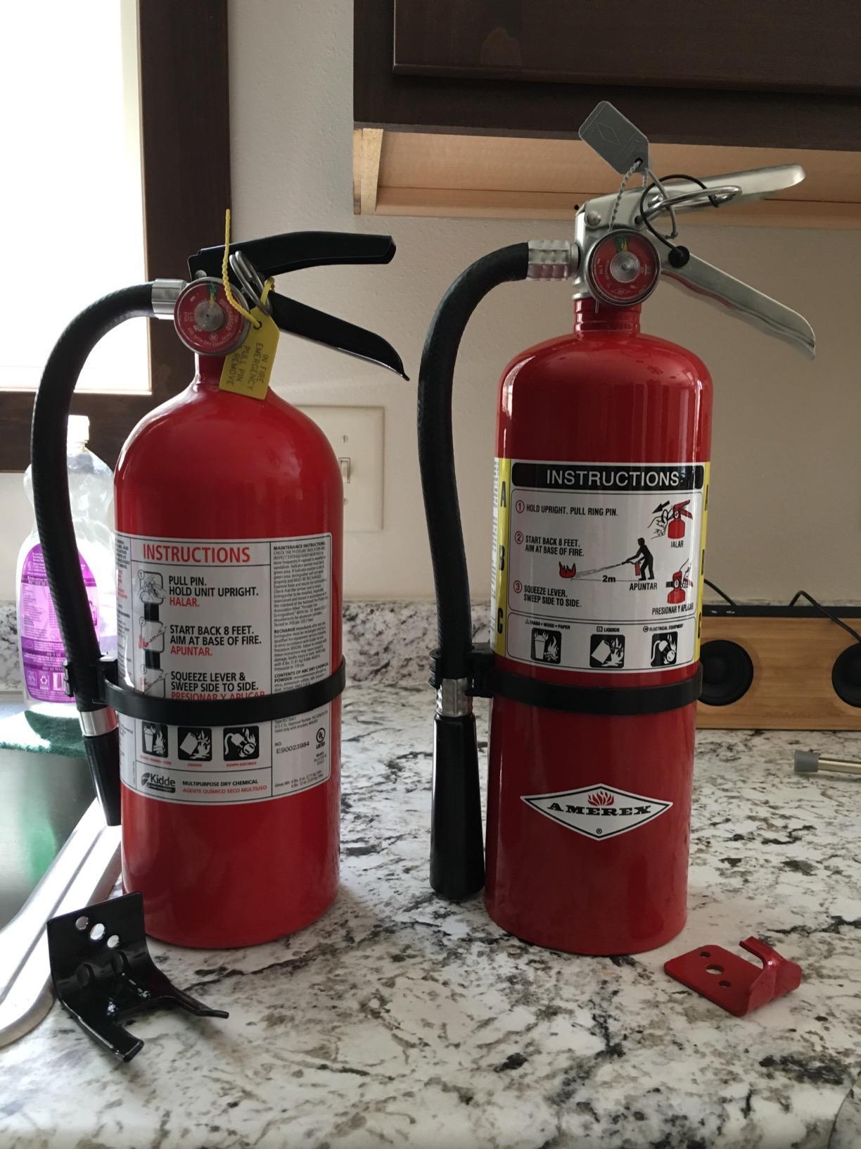 Amerex B500 Fire Extinguisher, 5 lb. ABC Dry Chemical customer photo 2