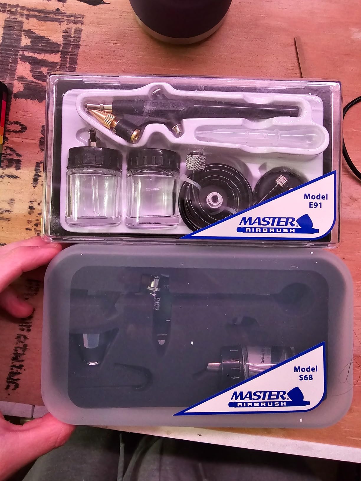 Master Airbrush Cool Runner II Airbrush Kit with 3 Airbrushes Acrylic Paint customer photo 2