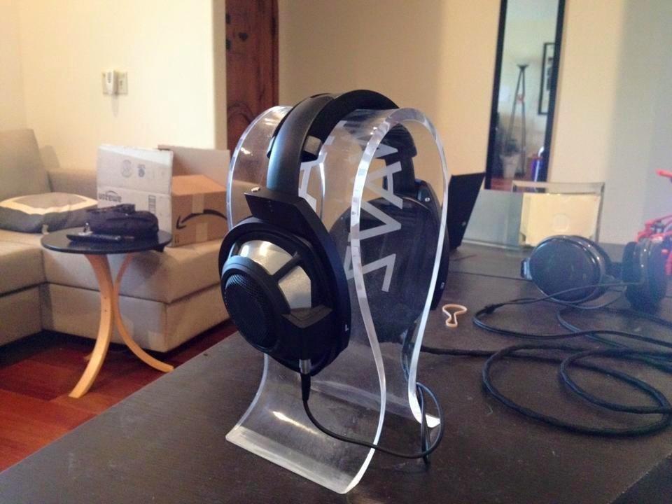 Sennheiser HD 800 S Over-The-Ear Audiophile Reference Headphones - Ring Radiator Drivers with Open-Back Earcups customer photo 1