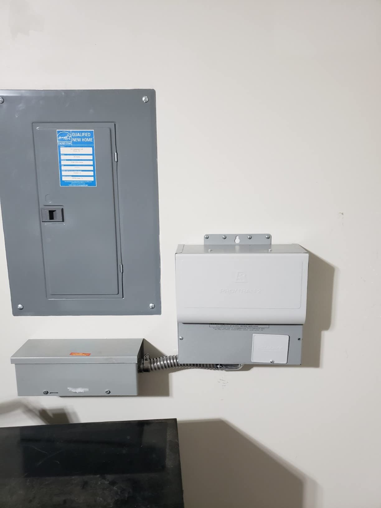 510C Pro/Tran2 50-Amp 10-Circuit 2 Manual Transfer Switch with Watt Meters customer photo 2