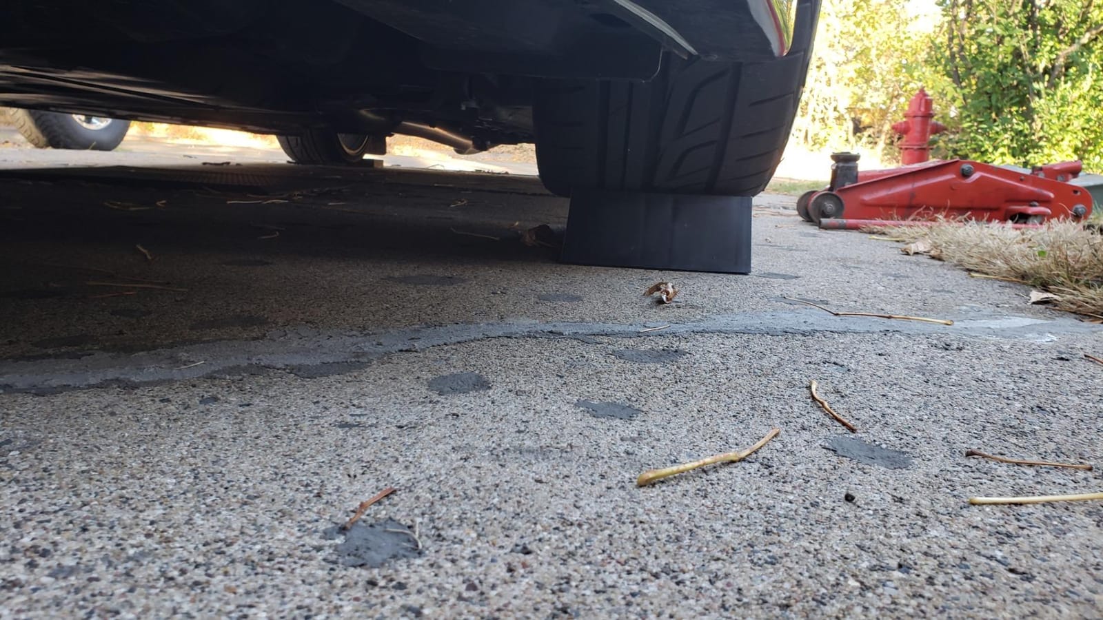 Low Car Ramps for Oil Change, 5,000 lb GAWR, 2.5