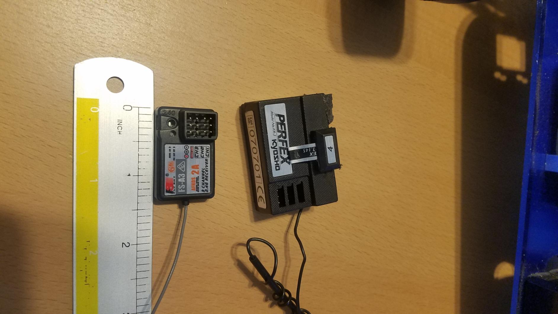 Flysky FS-GT2E AFHDS 2A 2.4ghz 2CH Radio System Transmitter for RC Car Boat with FS-A3 Receiver customer photo 1