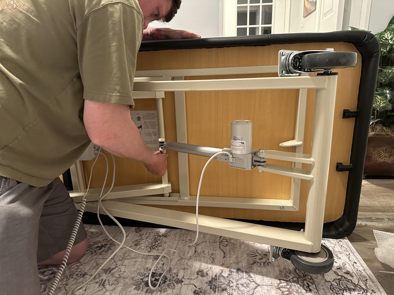 Sierra Comfort Standard 2-Section Electric Lift Massage Table customer photo 2